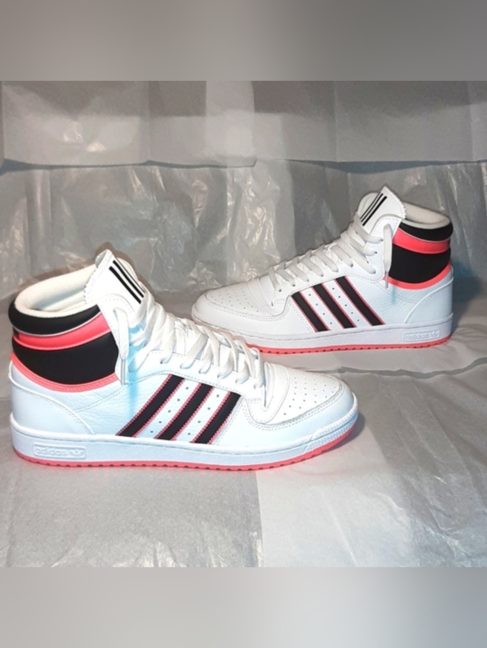 adidas Originals Brand NEW with Tag, Men 11.5 = Women 13 - Picture 11 of 11